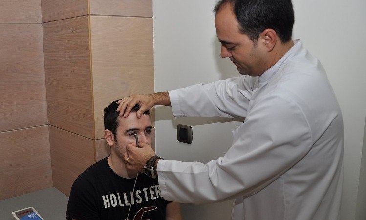 مقياس سماكة القرنية