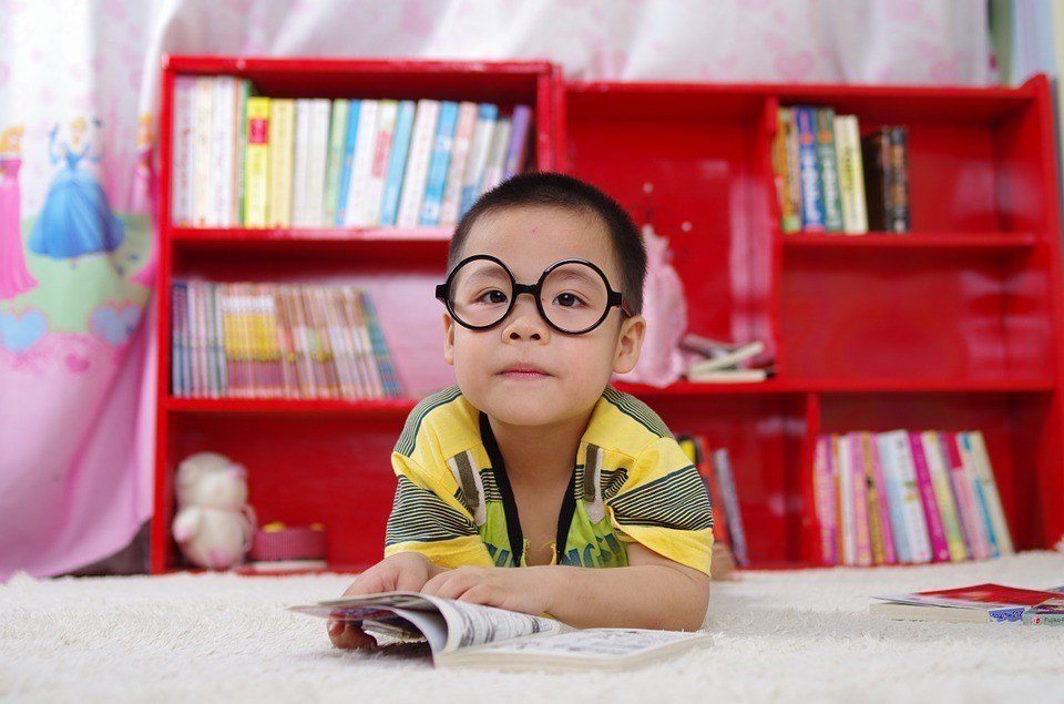 Do my children have good eye health? Symptoms and warning signs