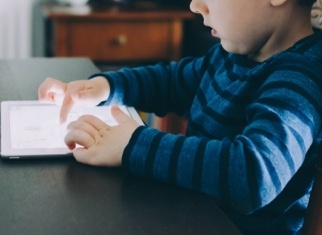 Utilisation d'écrans chez les enfants