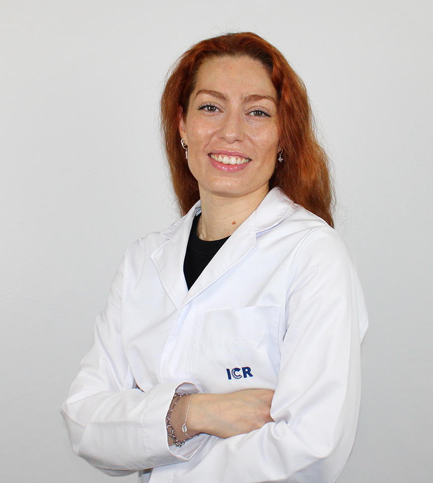 Dra Mar a Alejandra Navas ICR Centro Oftalmol gico