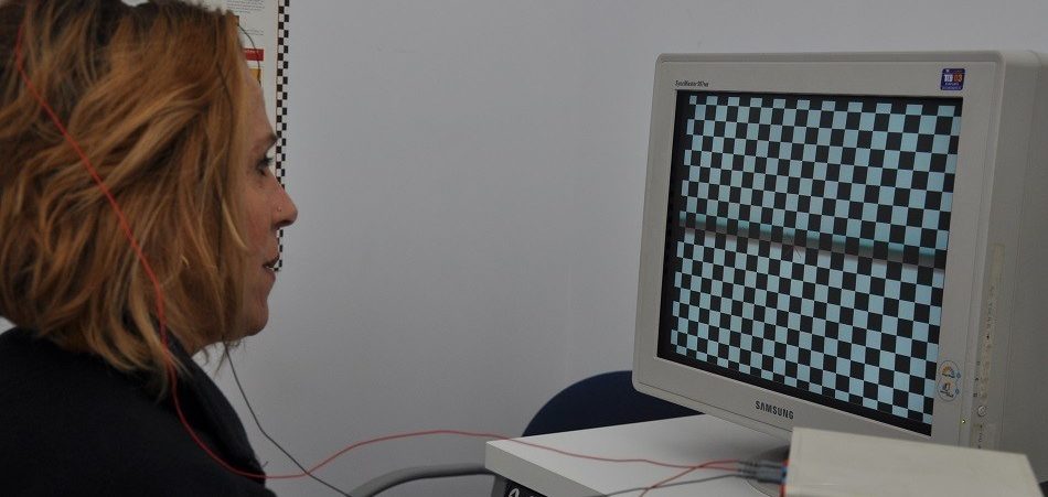 A patient undergoes the Visually Evoked Potentials test at ICR.