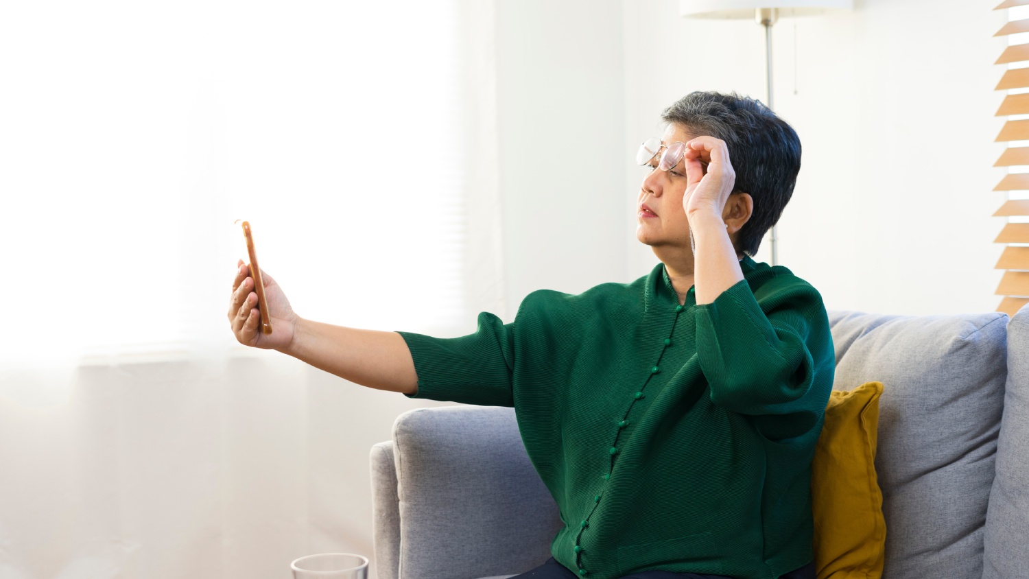 Es pot tractar la presbícia (vista cansada) amb gotes?